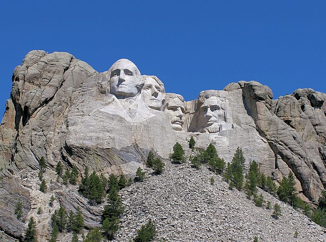 Mount-Rushmore-Monument